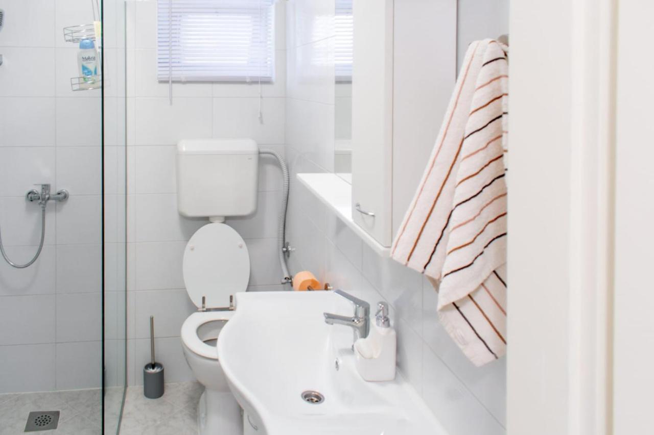 Ferienwohnung Apartman Karmen Kaštela Exterior foto