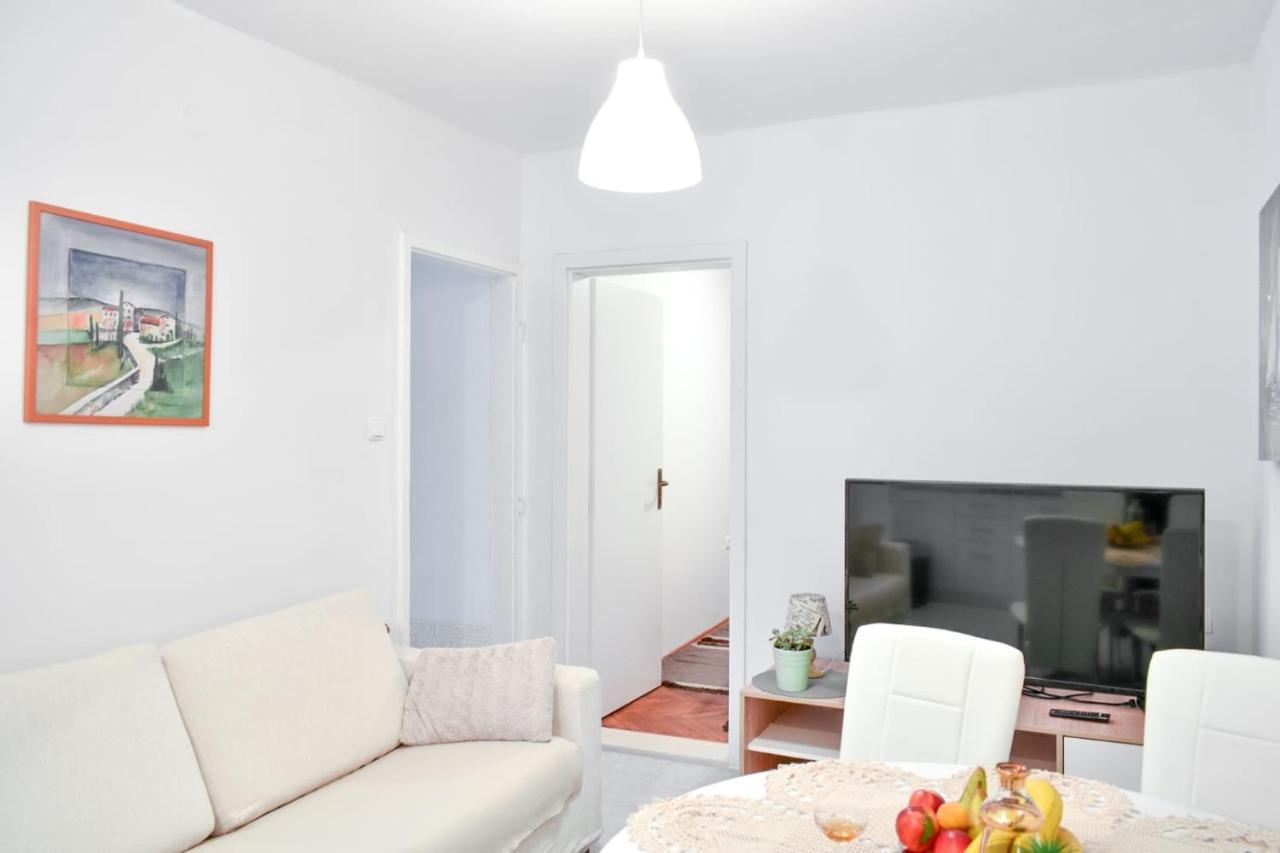 Ferienwohnung Apartman Karmen Kaštela Exterior foto