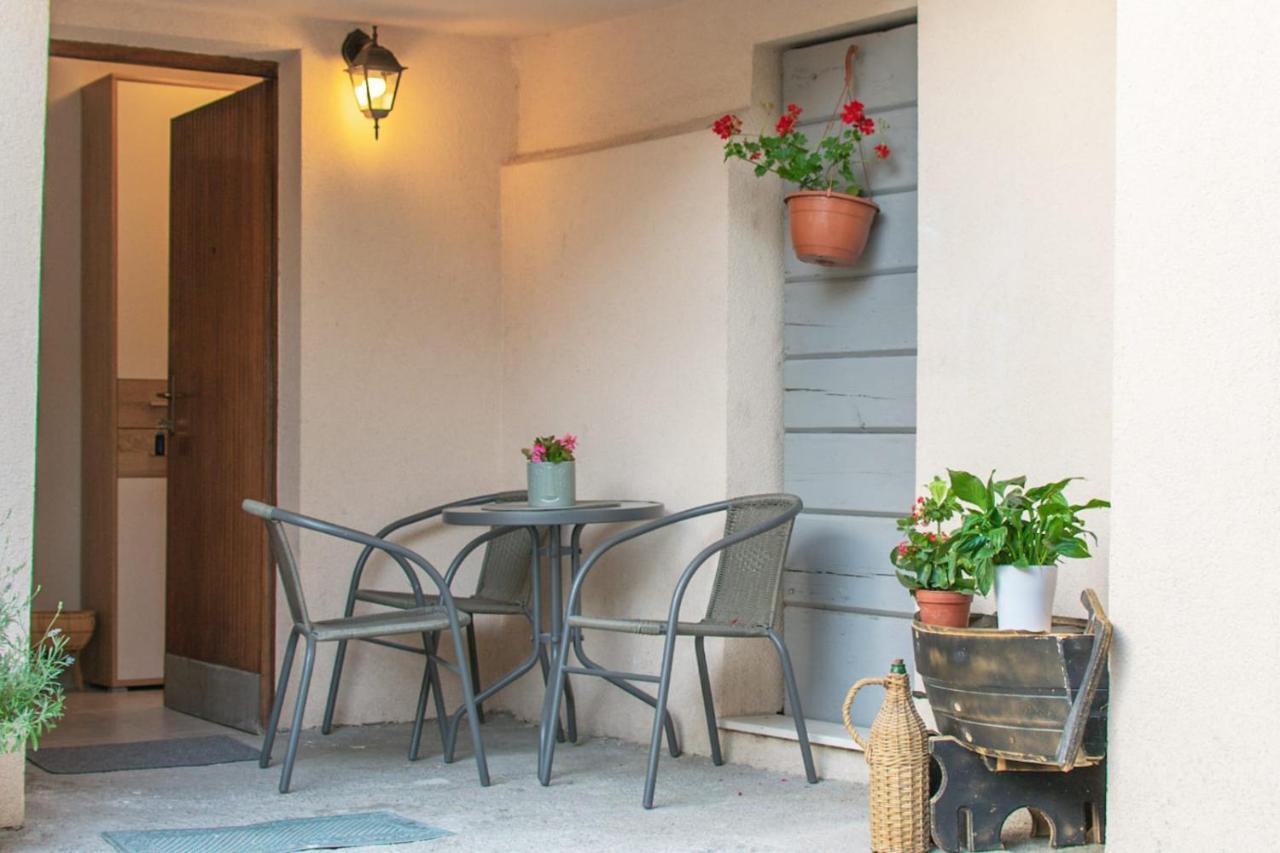 Ferienwohnung Apartman Karmen Kaštela Exterior foto